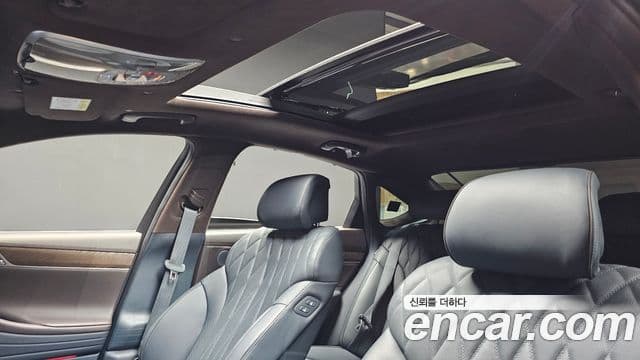 Genesis Electrified G80 2024 — Şəkil 19/20