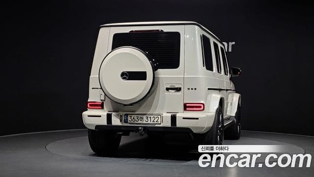 Mercedes-Benz G-Class 2021 — Photo 8/20