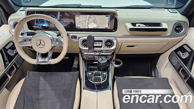 Mercedes-Benz G-Class 2021 — Photo 2/20