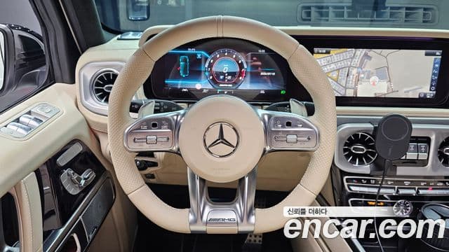 Mercedes-Benz G-Class 2021 — Photo 15/20