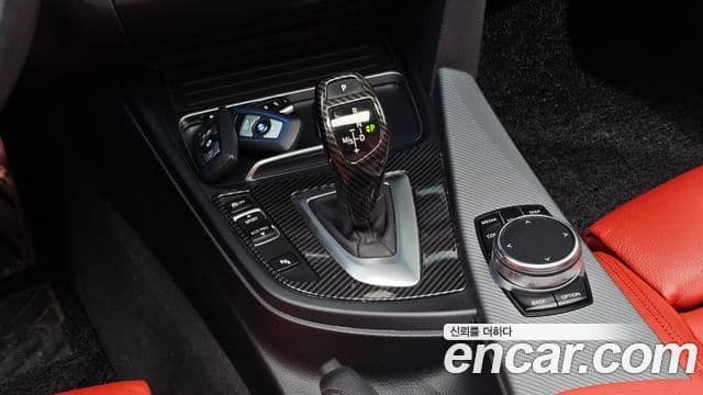 BMW 3 Series 2018 — Şəkil 9/20