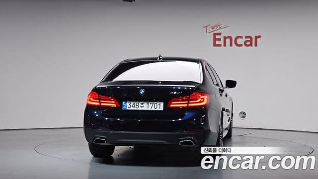 BMW 5 Series 2020 — ფოტო 4/20
