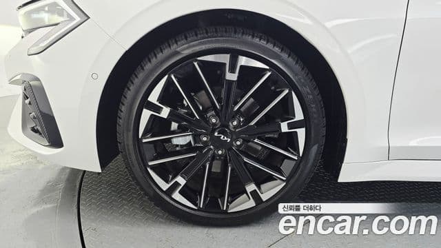 Kia K5 2025 — ფოტო 5/20