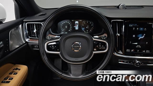 Volvo V60 Cross Country 2020 — Şəkil 13/20