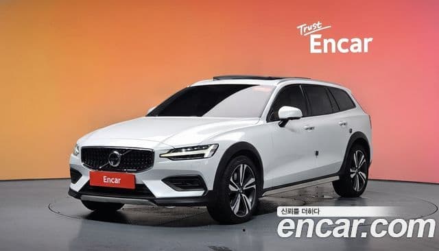 Volvo V60 Cross Country 2020 — Şəkil 1/20