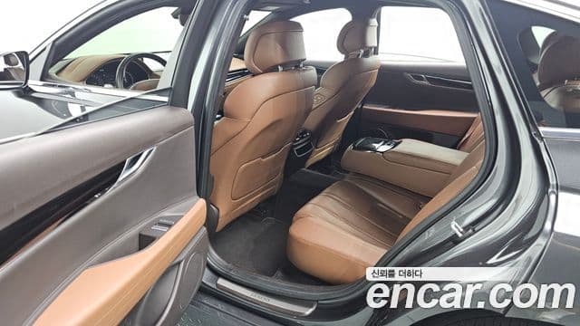 Genesis Electrified G80 2021 — Şəkil 18/20