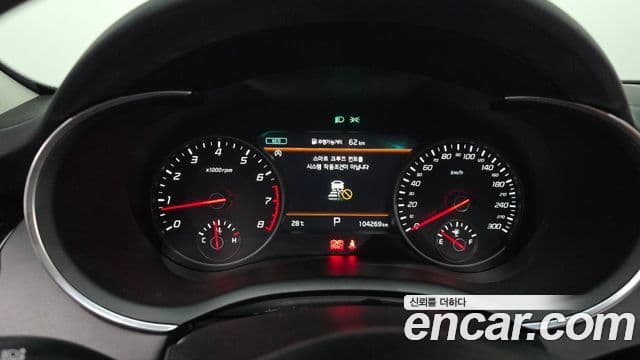 Kia Stinger 2020 — ფოტო 8/20