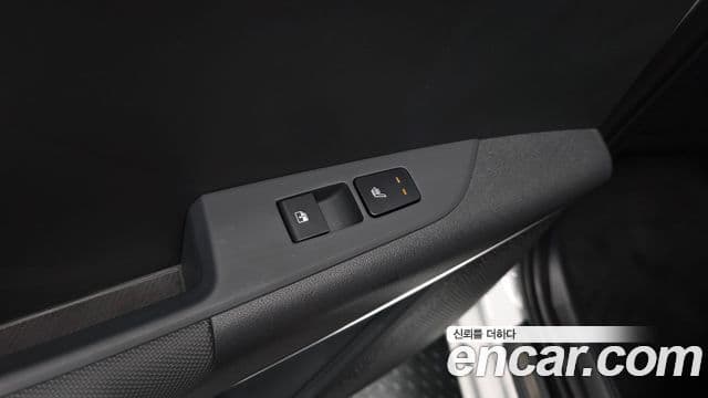 Kia Niro 2024 — ფოტო 19/20