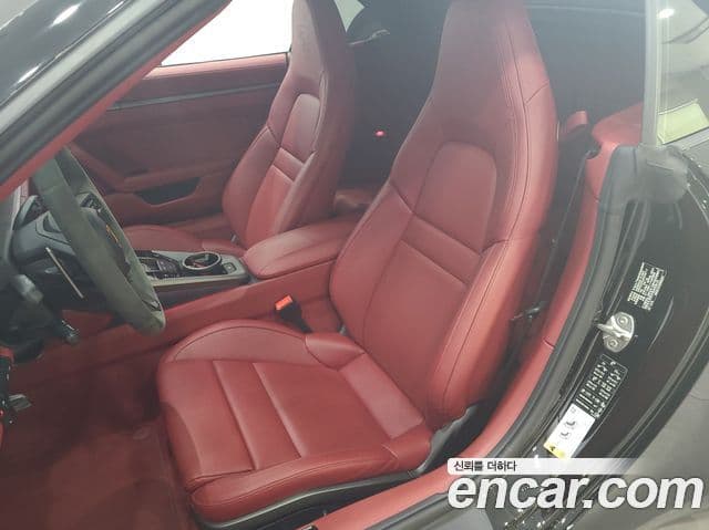 Porsche 911 2023 — Photo 19/20
