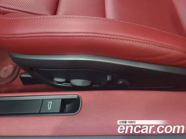 Porsche 911 2023 — Photo 20/20