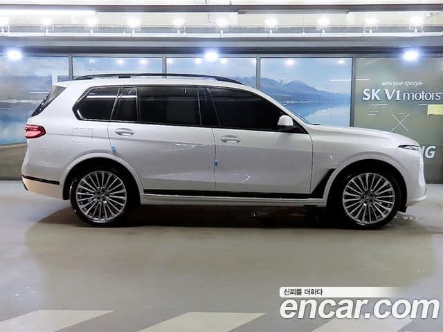 BMW X7 2023 — ფოტო 2/20