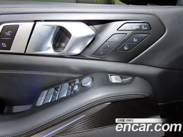 BMW X7 2023 — ფოტო 12/20