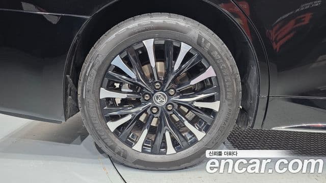 Toyota Alphard 2024 — ფოტო 5/20