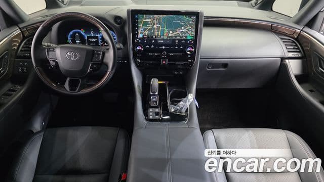Toyota Alphard 2024 — ფოტო 7/20