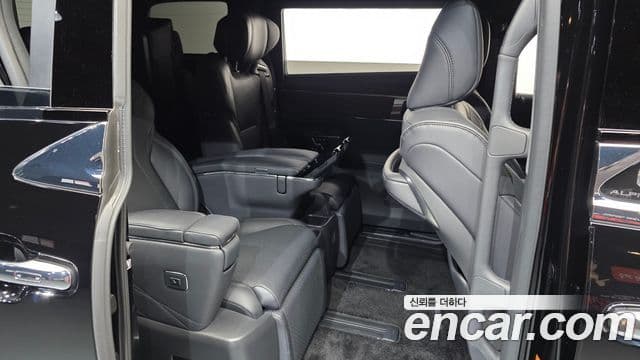Toyota Alphard 2024 — ფოტო 12/20