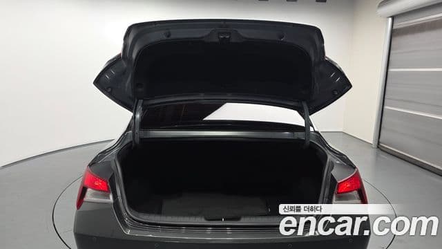 Hyundai Avante 2021 — Şəkil 20/20