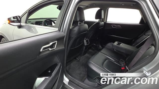 Kia Sportage 2022 — Фото 12/20