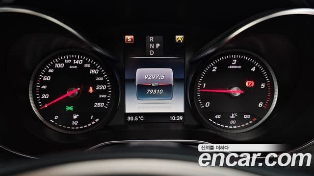 Mercedes-Benz GLC-Class 2018 — ფოტო 8/20