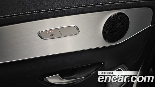Mercedes-Benz GLC-Class 2018 — ფოტო 19/20