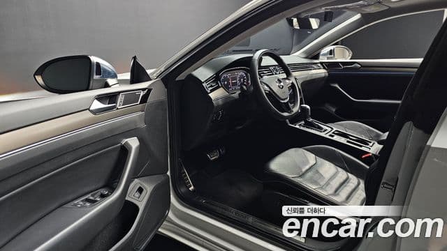 Volkswagen Arteon 2020 — ფოტო 10/20