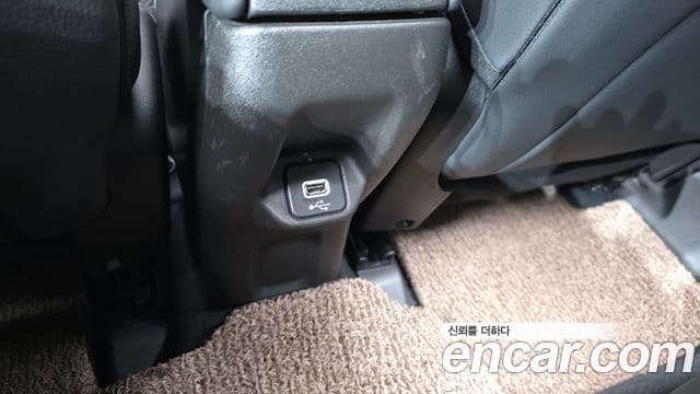 Jeep Renegade 2023 — Photo 9/33