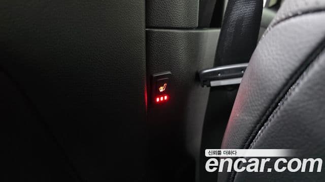 Jeep Renegade 2023 — Photo 27/33