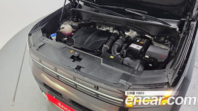 Hyundai Santa Fe 2024 — Şəkil 18/33