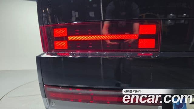 Hyundai Santa Fe 2024 — Şəkil 32/33
