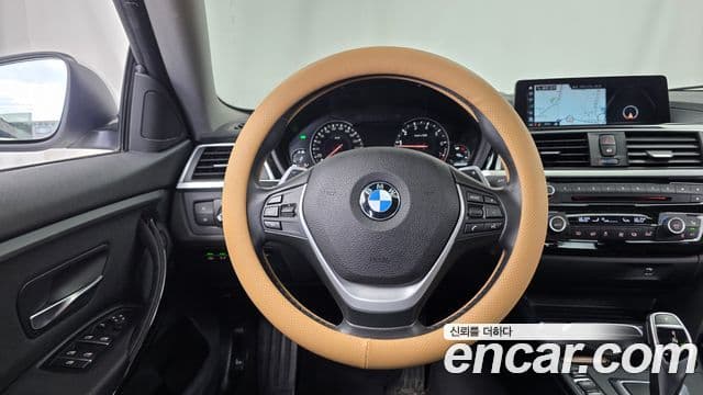 BMW 4 Series 2019 — Şəkil 12/20