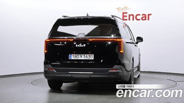 Kia Carnival 2024 — Şəkil 4/20
