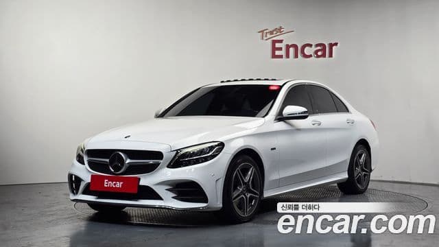 Mercedes-Benz C-Class 2020 — Фото 1/20