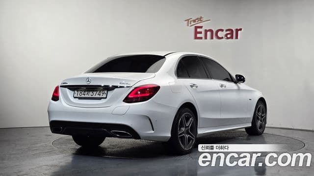 Mercedes-Benz C-Class 2020 — Фото 2/20