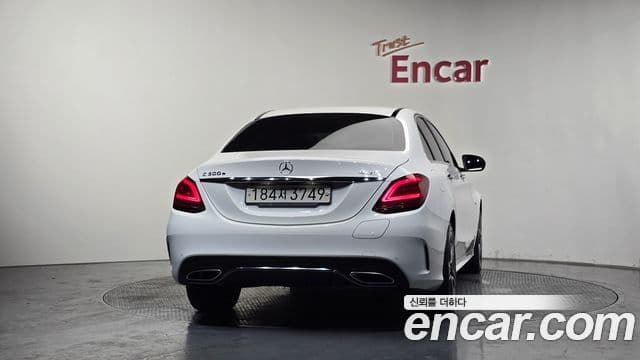 Mercedes-Benz C-Class 2020 — Фото 4/20