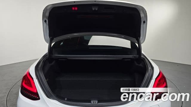 Mercedes-Benz C-Class 2020 — Фото 18/20