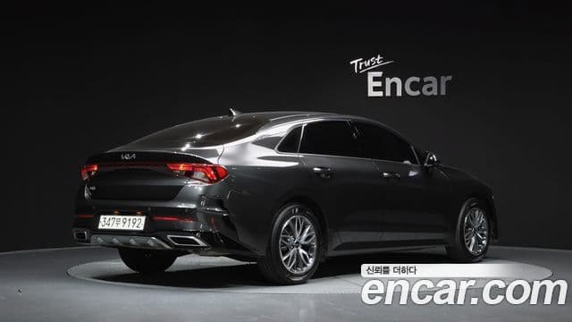 Kia K5 2023 — ფოტო 2/20