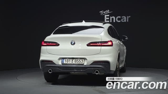 BMW X4 2020 — Фото 4/20