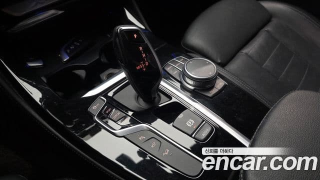 BMW X4 2020 — Фото 9/20