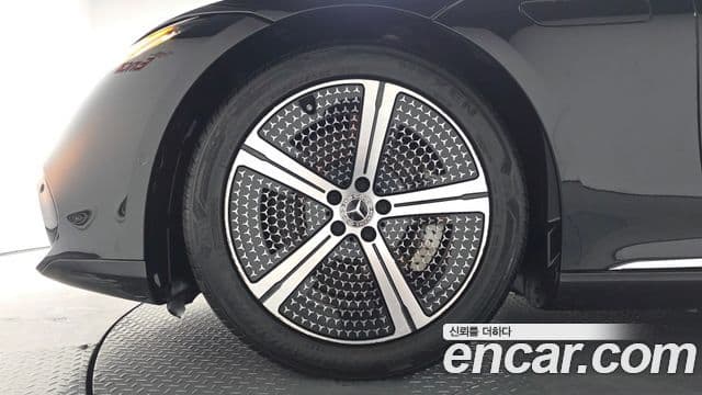 Mercedes-Benz EQS 2022 — ფოტო 17/37