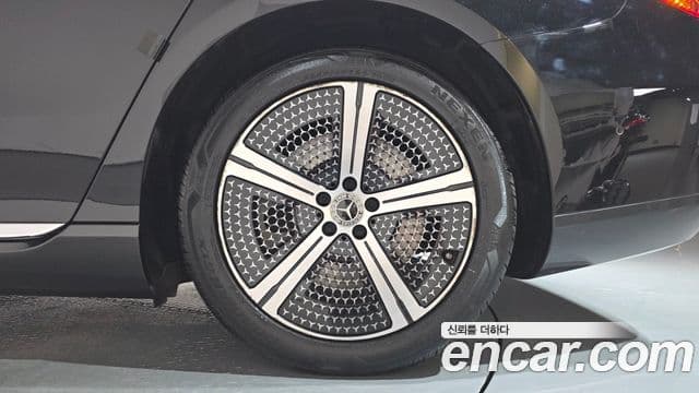 Mercedes-Benz EQS 2022 — ფოტო 10/37