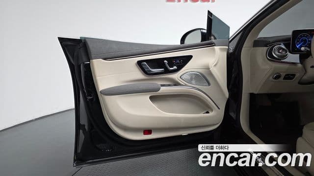 Mercedes-Benz EQS 2022 — ფოტო 24/37