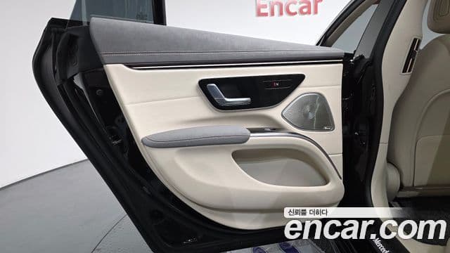 Mercedes-Benz EQS 2022 — ფოტო 29/37