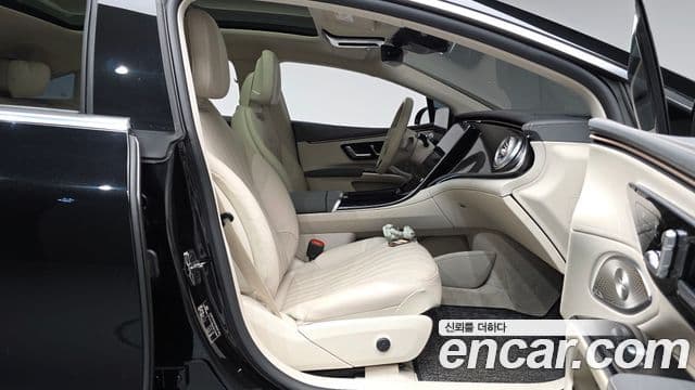 Mercedes-Benz EQS 2022 — ფოტო 20/37
