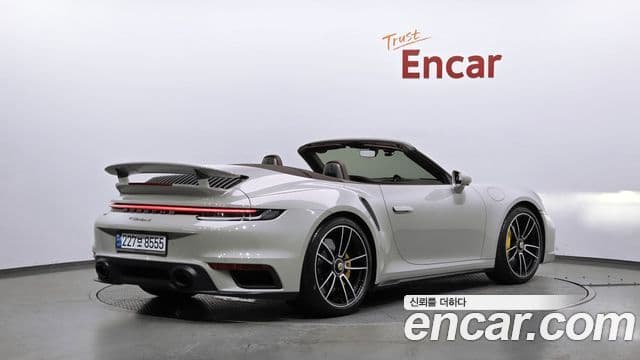Porsche 911 2024 — ფოტო 2/20