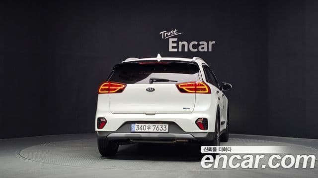 Kia Niro 2020 — Фото 4/20