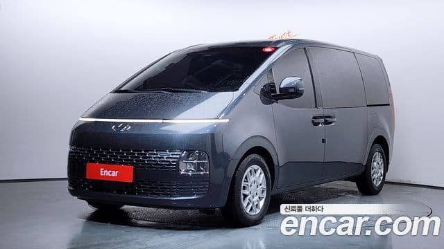 Hyundai Staria 2021 — Фото 1/20