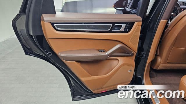Porsche Cayenne 2019 — Şəkil 4/32