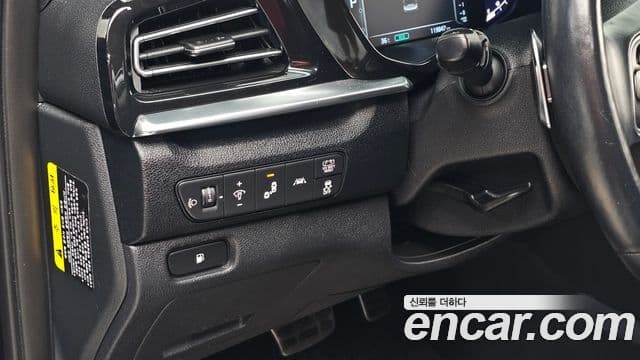 Kia Niro 2019 — Фото 17/20