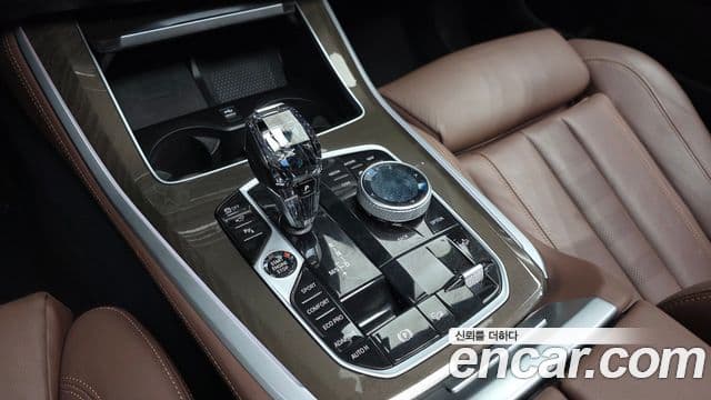 BMW X5 2022 — фото 9 из 20