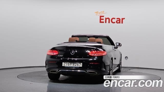 Mercedes-Benz C-Class 2020 — ფოტო 4/20