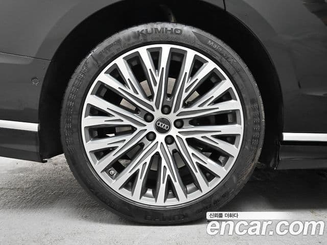 Audi A8 2023 — ფოტო 4/20